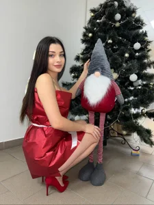 AngelinaWett: Ready for Christmas? ( 2 фото)