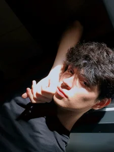 Aron_valverde ARON  3টি ছবি