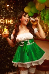 Victoria-Harper: St. Patrick ( 2 фото)