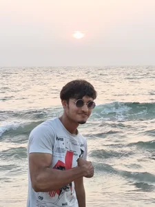 adithya123h adi Poză 3