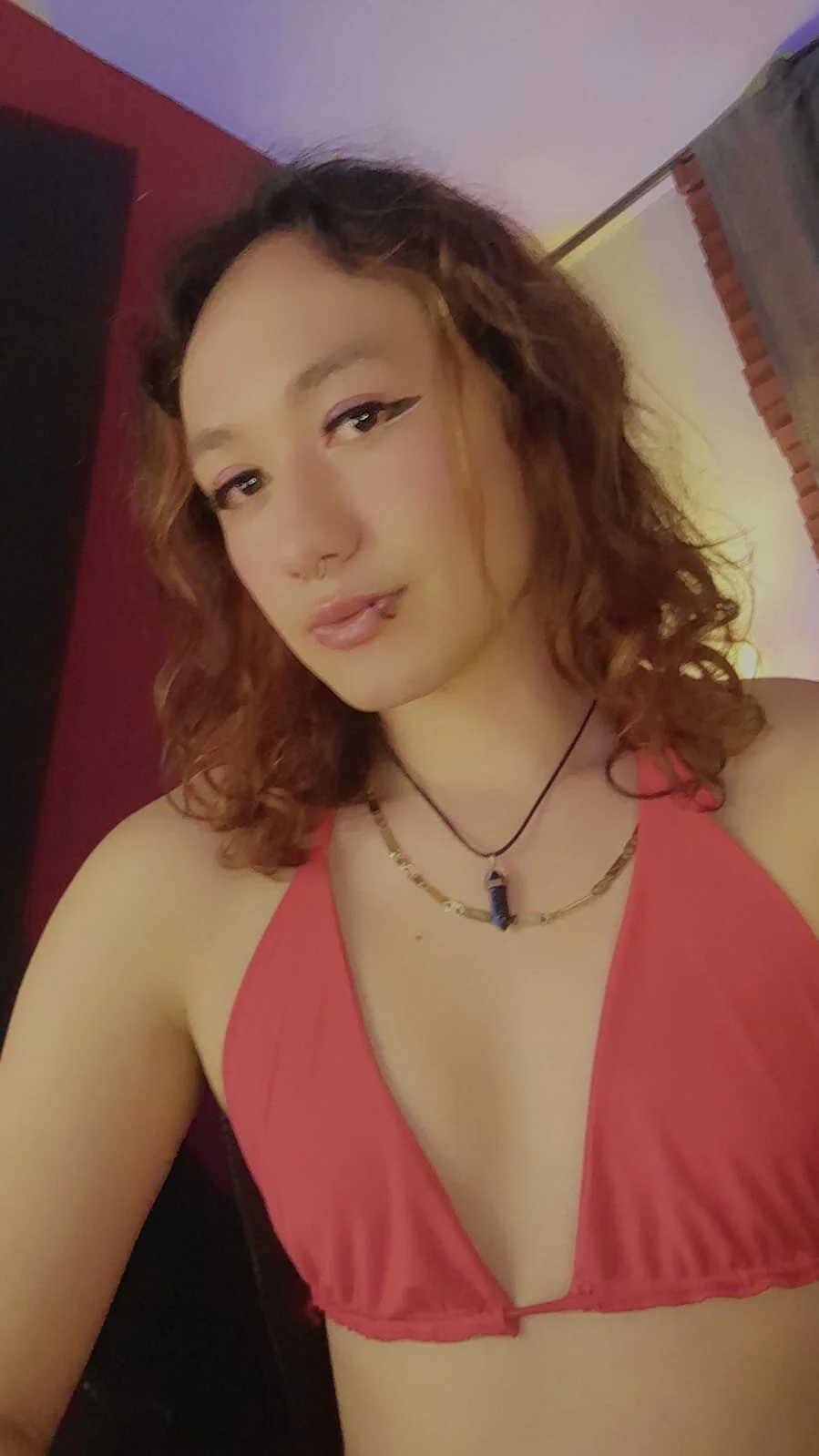 Трендове зображення  713 itsGiselleVelour