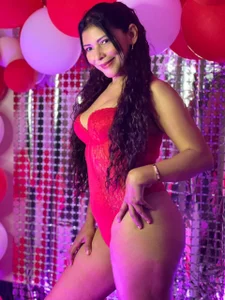 Wanda_Milf kullanıcısının Valentine's Day 2026 albümü -  5 fotoğraf
