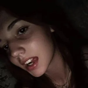 JoyceAlmanza Public Billede