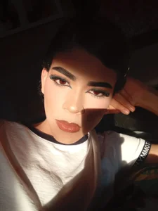 Zdjęcia MiaCollier Public:  2
