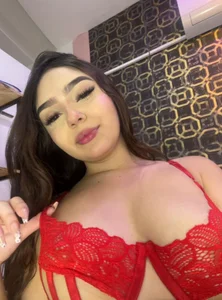 Dangerous in red💋🚨 de LisaBlaer  photos