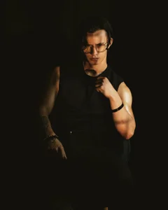 Brandon_starkk ligth зображення