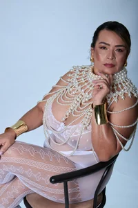 DivaFlammeElegant with pearls🤍 Bild 4