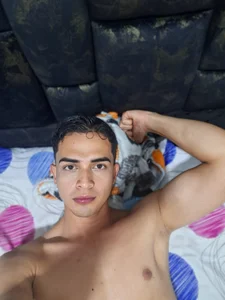 NewYoungHot: You should always be happy. ( фото)