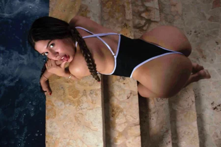 alannavidal Public Gambar 3