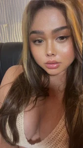 collins_selena Gorgeous 圖片