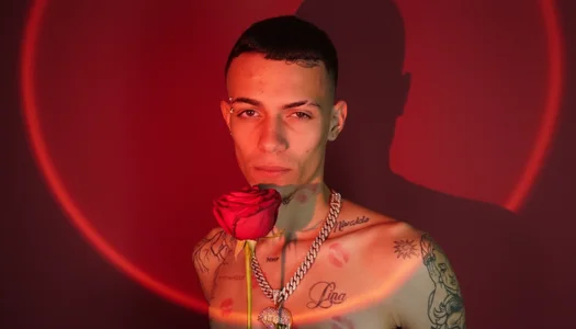 ELL_PBCのLove Hunterの 8枚の写真