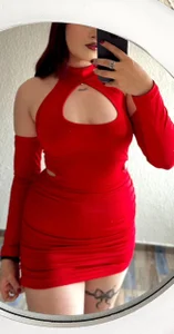 LizzieGrantt Public Pic 4