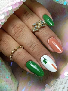 Mia_Adell_11 Beautiful nails Hình 2