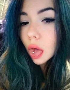 Blowjobs-Alice Public Pic 9
