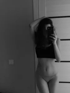 AylaRuer Public Pic