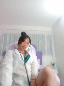 Tifany_Red Public  5. fénykép