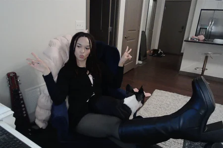 sfw 😇 de sopainfullysoft Foto 3