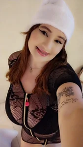 IsabellaHot01 Your Favorite Craving Immagine  2