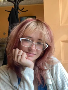 IceeWomen me in glasses รูป 