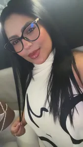 kyana_cream What if we go out tonight for some wine? Pic