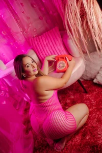 MiiaHot Public Immagine  9