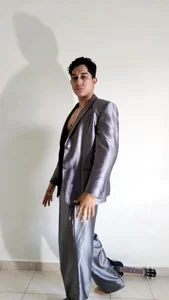 Dilandalanelgurudelamoralgunas fotos con traje, y sin el, pero lo demas solo en OnlyF..😉😈图片 2