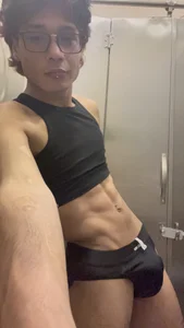 ronald_thompson20 Sexy body Pic 8