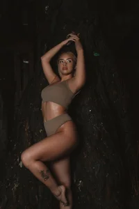 VixenMiaPublic图片 3