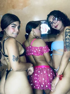 Danna_and_natacha 🔥horny girls🔥 Foto