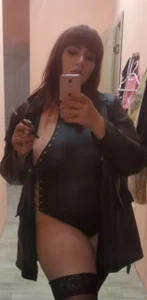 Zdjęcia ValerieMeadows Public: 