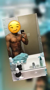 Zdjęcia SexSubjectsDen69 Public:  2