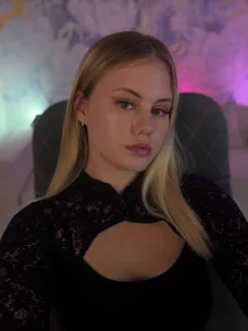 LanaWey Come check out my stream🌸 Poză