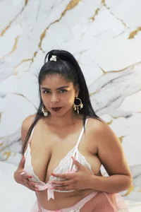 Sofii_Cooper1のNew photosの 3枚の写真