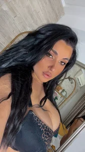 Boobzillaa Public Poză 3