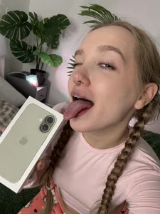 bambi_lu ✨🤍EPIC GOAL 🤍 from bambi_lu followers for dear grandmother🤍✨ Immagine  2