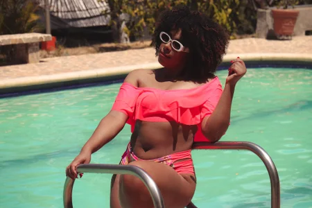 EmmilyBrant Sunny day Pic 7