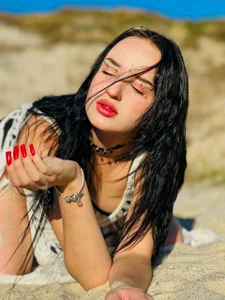 ElektraSunshine kullanıcısının the girl in the hat。.:☆*:･'(*⌒―⌒*))) albümü -  7 fotoğraf