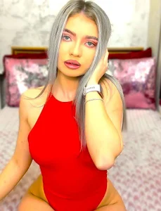 SashaRizz: Casual photos in my room ( 4 фото)