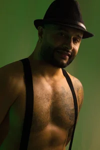 Luke__09 Yes, the hat looks like ❤📷 Foto 3