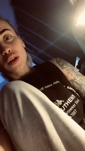 Kisi Kisi meow meow meow 😸 od AskAlexa  snímek