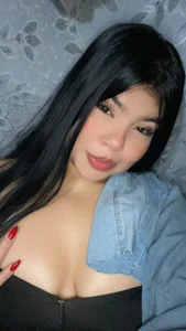 VittoriaRinaldi Public slika 3