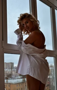 divamonikate WHITE TEMPTESS Pic 3