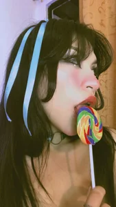 nicolet666lee Look me and enjoy it me Immagine 