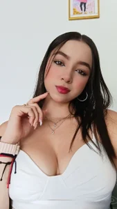 LorenaaRivera Public Immagine  3