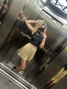 😘