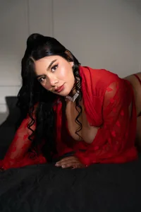 Tu princesa 👑 🥰💋 de Issane_Peru  5 Imagens