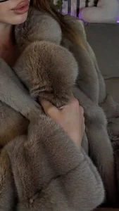 Stella_Mystic Do you like the girl in fur? Immagine  4