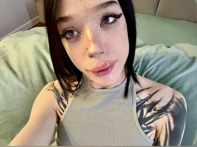 Dasha_WEYT Public Fotka 2