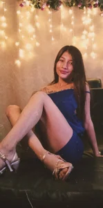 Roslin-nix2 A tense night ☺️🤭 Pic 3