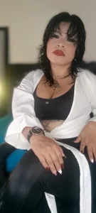 Aurora_sanchess black and white 🖤🤍 Pic 2